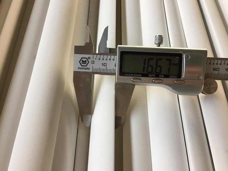 testing thickness of shoe moulding product-1-1