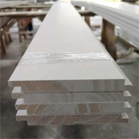 Moisture Resistant White Primed Wood Pine Wall Shiplap
